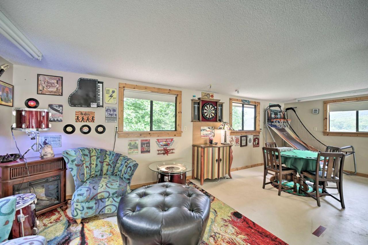 Vibrant Bryson City Home With Mtn Views And Deck! Dış mekan fotoğraf